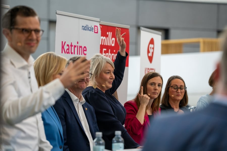 Politikere til debat