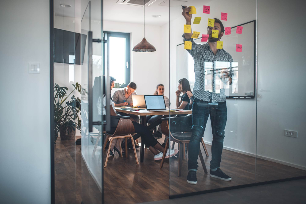 M&oslash;de p&aring; et kontor